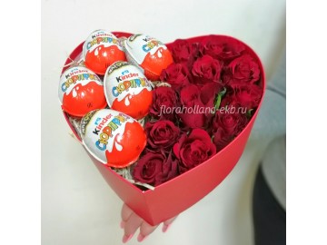 Композиция-Сердце с цветами и сладостями от 1750 рублей